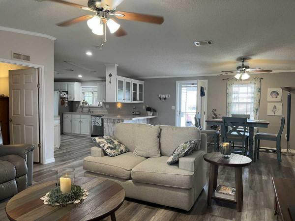 2005 Fleetwood Lifestages Manufactured Home