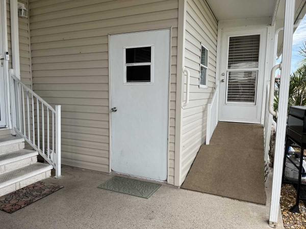 2005 Fleetwood Lifestages Manufactured Home