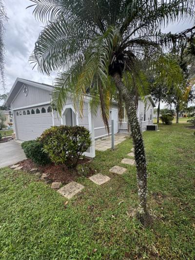 Photo 5 of 31 of home located at 4424 San Lucian North Fot Myers, FL 33903