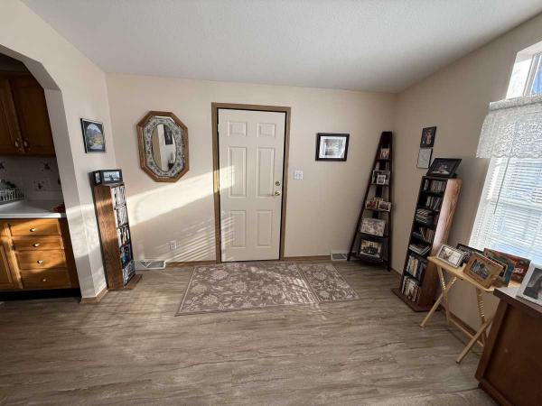 1993 Skyline Manufactured Home