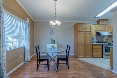 Photo 5 of 18 of home located at 169 Vance Ct. Henderson, NV 89074