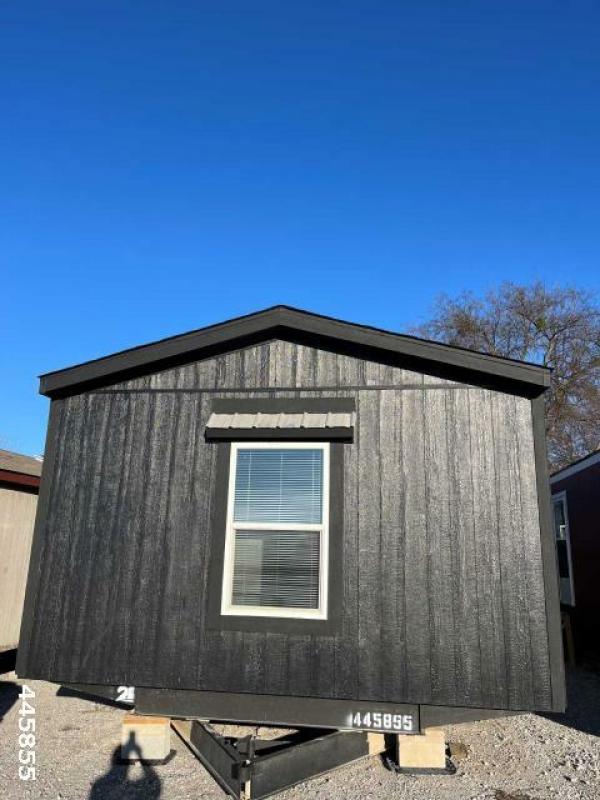 Photo 1 of 2 of home located at Repo Mobile Homes Of Oklahoma 6027 S 113th West Ave Sand Springs, OK 74063