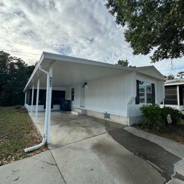 1988 HOMES OF MERIT Mobile Home For Sale