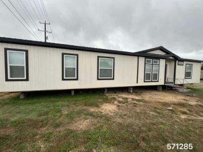 Mobile Home at Mi Casa Housing 17281 Interstate 35 S Atascosa, TX 78002