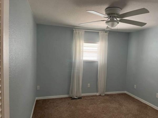 1968 Hillcrest Manufactured Home