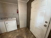 2018 Champion RA2860205 Mobile Home