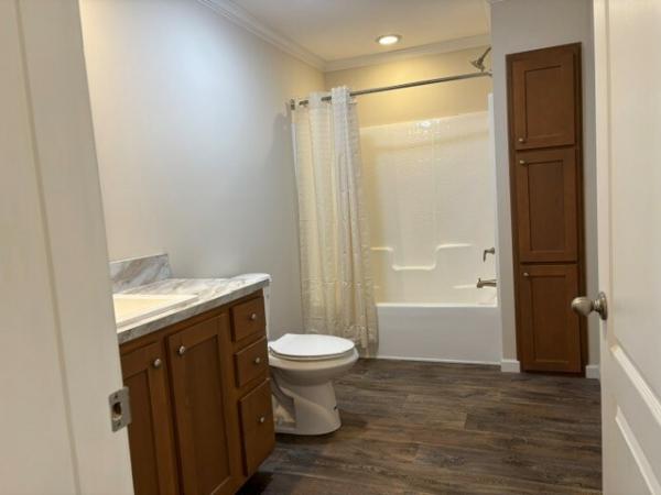 2022 Clayton 27SSE28563A Mobile Home