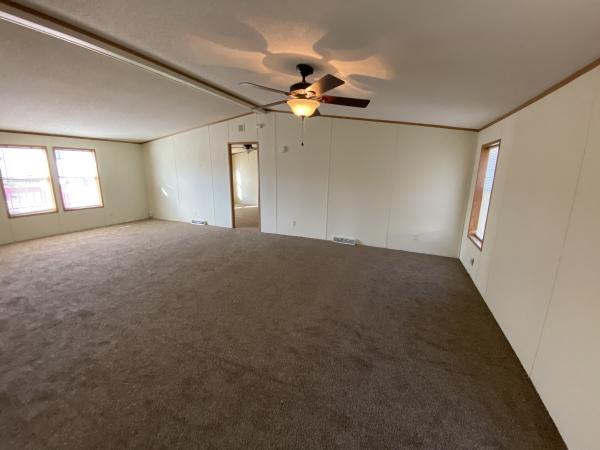 1998 Fleetwood UNK Mobile Home