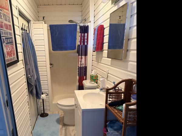 1994 Homes of Merit N/A Mobile Home