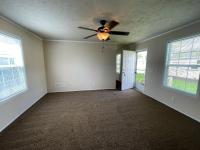 2015 Clayton UNK Mobile Home