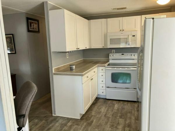 1981 Sherwood HS Manufactured Home