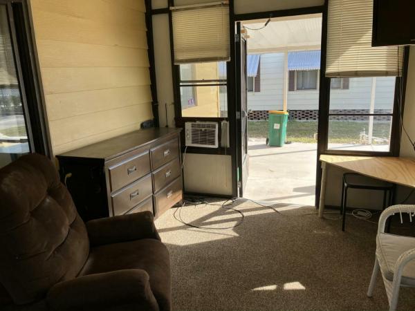 1981 Sherwood HS Manufactured Home