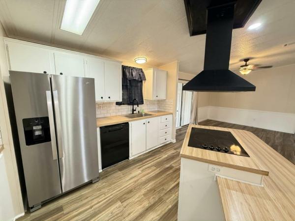 1985 Sand Manufactured Home