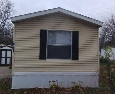 Mobile Home at 3782 Candlelight Dr Lot Cl3782 Columbus, IN 47203