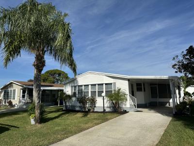 Photo 2 of 19 of home located at 3420 Heatherway Lane Sebastian, FL 32958