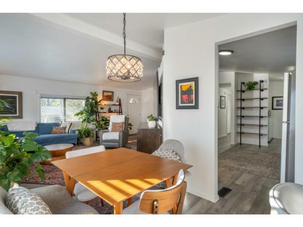 1984 Sunburst CAVCO Manufactured Home