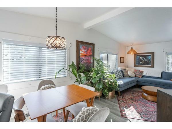 1984 Sunburst CAVCO Manufactured Home