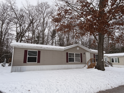 Mobile Home at 13359 Winding Creek Drive Grand Haven, MI 49417