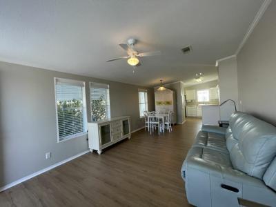 Photo 3 of 20 of home located at 906 Cayman Avenue Venice, FL 34285