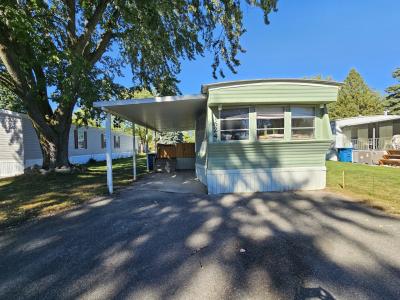 Photo 2 of 15 of home located at 1624 Geraldton Traverse City, MI 49686