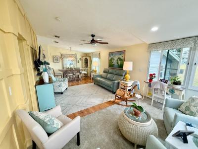 Photo 4 of 13 of home located at 6022 Unity Pass Groveland, FL 34736