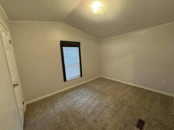 2023 Elliott Mobile Homes Solitaire Mobile Home