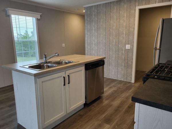 2023 Champion Dutch Diamond II Mobile Home