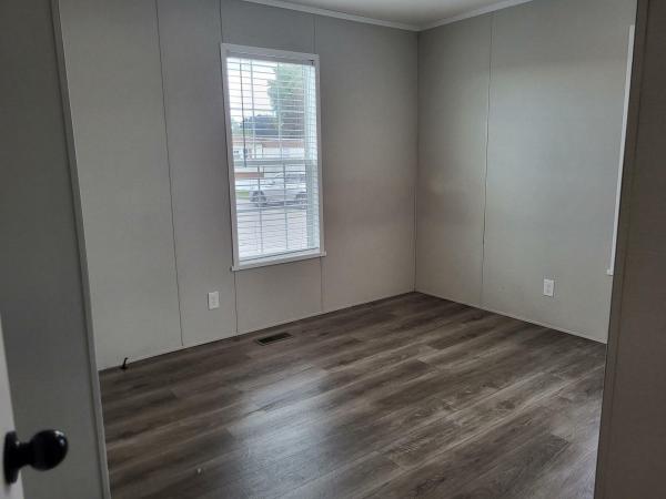 2023 Champion Dutch Diamond II Mobile Home