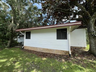 Photo 5 of 10 of home located at 157 Millwood Road Leesburg, FL 34788