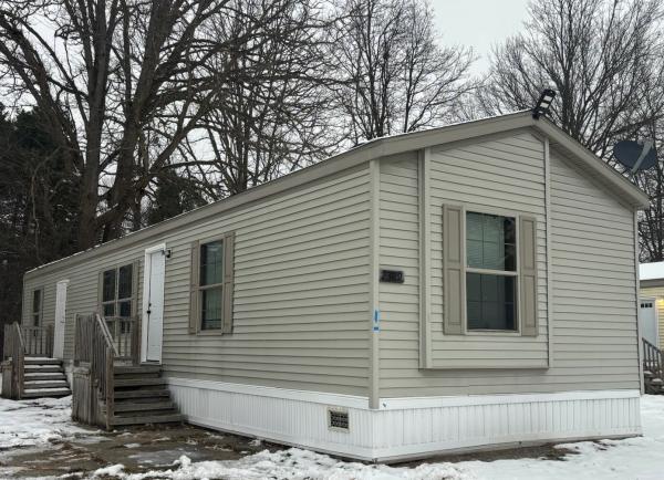2020  Mobile Home For Sale