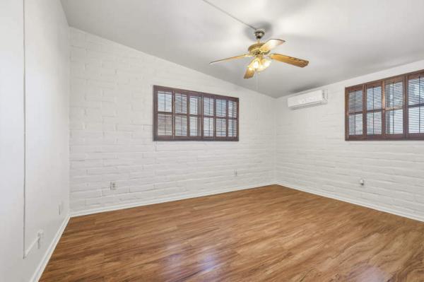 1975 Unknown Manufactured Home