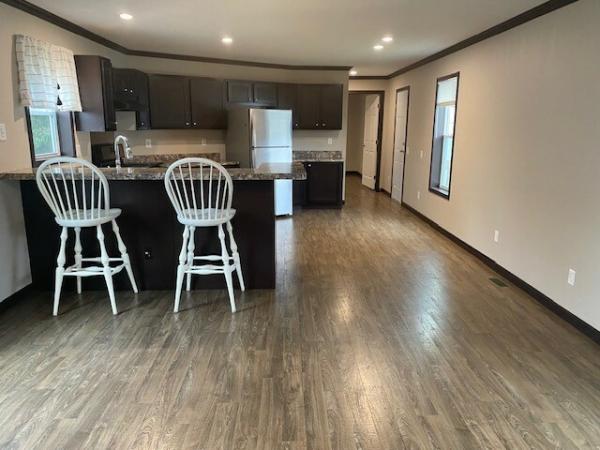 2021 Fairmont Harmony SW 430HH16763B  Home