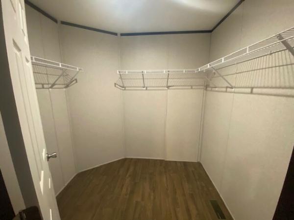 2021 Fairmont Harmony SW 430HH16763B  Home