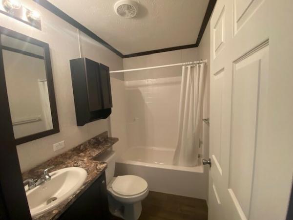 2021 Fairmont Harmony SW 430HH16763B  Home