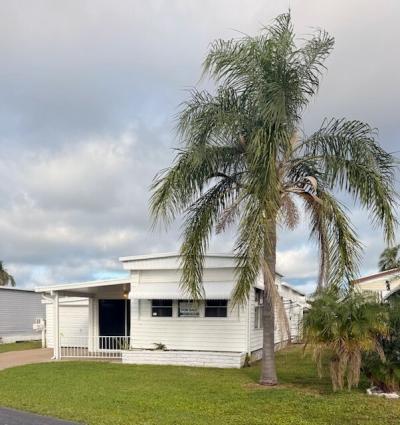 Photo 3 of 8 of home located at 508 44th Avenue East Site K-46 Bradenton, FL 34203