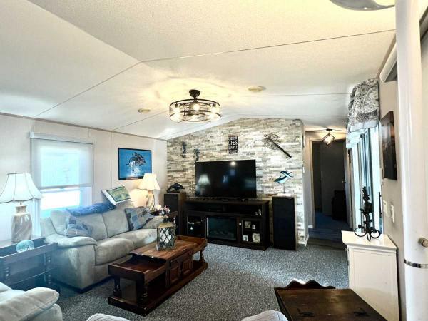 Photo 1 of 2 of home located at 6906 Coconut Grove Cir Ellenton, FL 34222