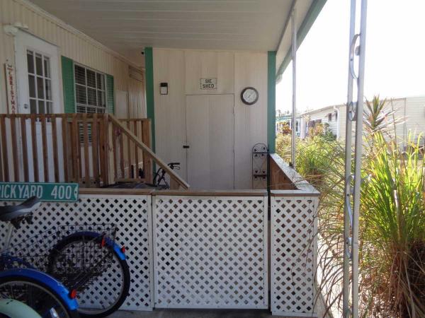 1980 TWIN Manufactured Home