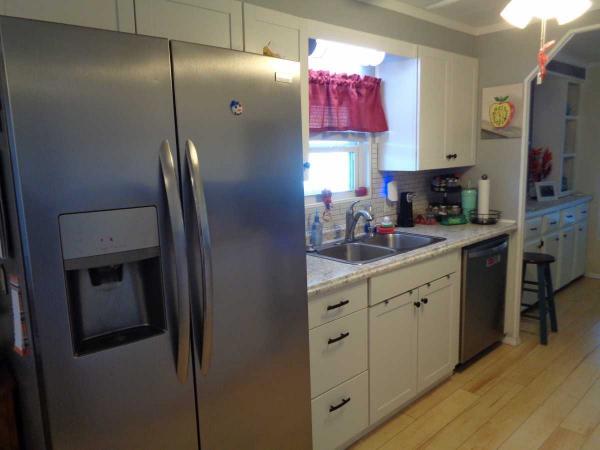 1980 TWIN Manufactured Home