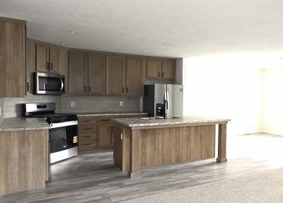 Photo 4 of 12 of home located at 6873 Eagle Street Whitmore Lake, MI 48189