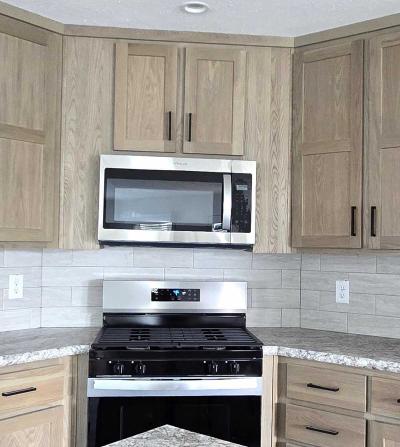 Photo 5 of 12 of home located at 6873 Eagle Street Whitmore Lake, MI 48189