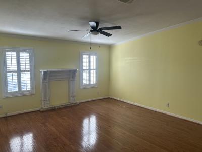 Photo 3 of 19 of home located at 8808 Westchester Road Tampa, FL 33635