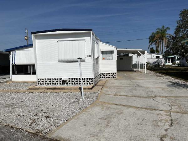 Photo 1 of 2 of home located at 6904 Cortez Rd W. #202 Bradenton, FL 34210