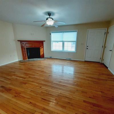 Photo 4 of 12 of home located at 461 Sophia Avenue Scarborough, ME 04074