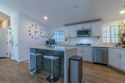 Photo 5 of 17 of home located at 141 Day St. Henderson, NV 89074