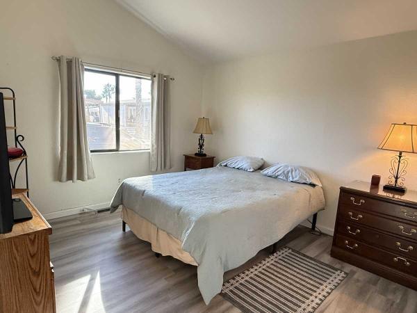 1988 Golden West Tropicana Palms Manufactured Home