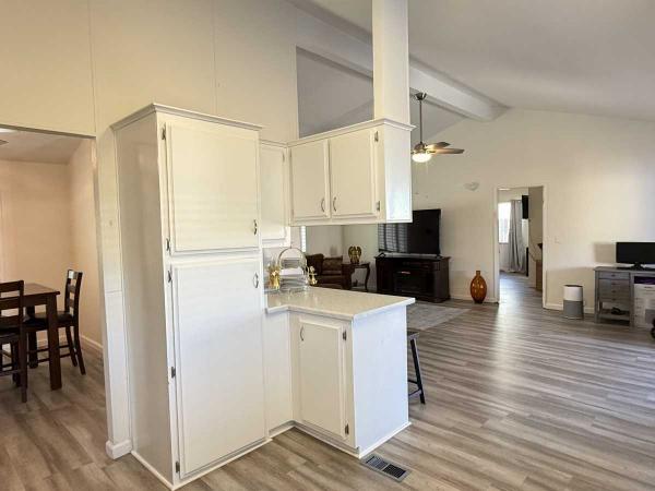 1988 Golden West Tropicana Palms Manufactured Home