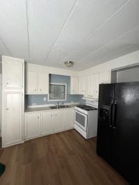 1971 Forest Park Manufactured Home