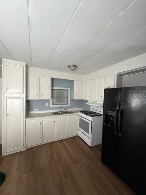 1971 Forest Park Manufactured Home