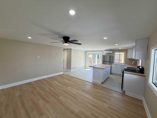  Mobile Home For Sale