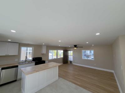 Photo 2 of 31 of home located at 1375 Pasadena Avenue South #226 South Pasadena, FL 33707